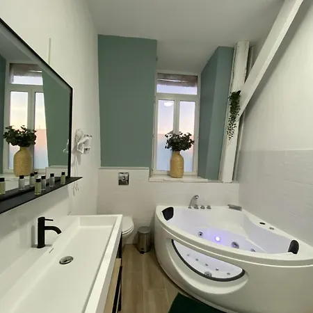 Zen - Roubaix-lille - Balneo - Cinema - Billard شقة روبيه